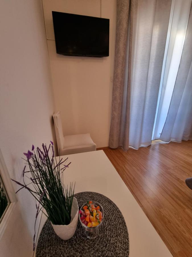Apartments Lili Biograd Na Moru Dış mekan fotoğraf