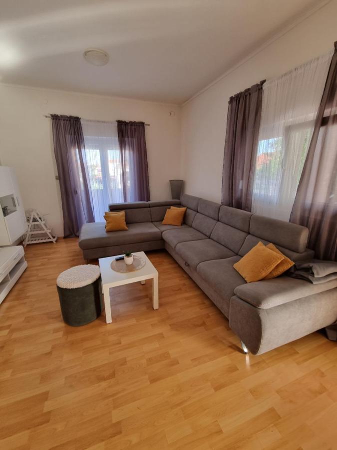 Apartments Lili Biograd Na Moru Dış mekan fotoğraf