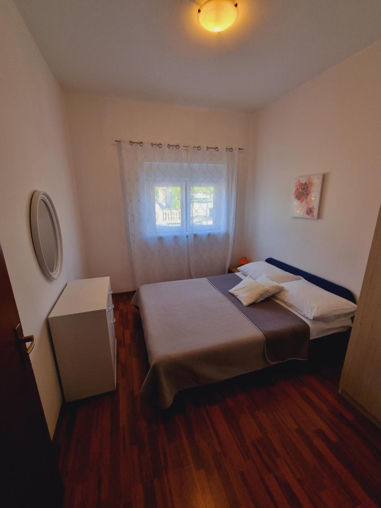 Apartments Lili Biograd Na Moru Oda fotoğraf